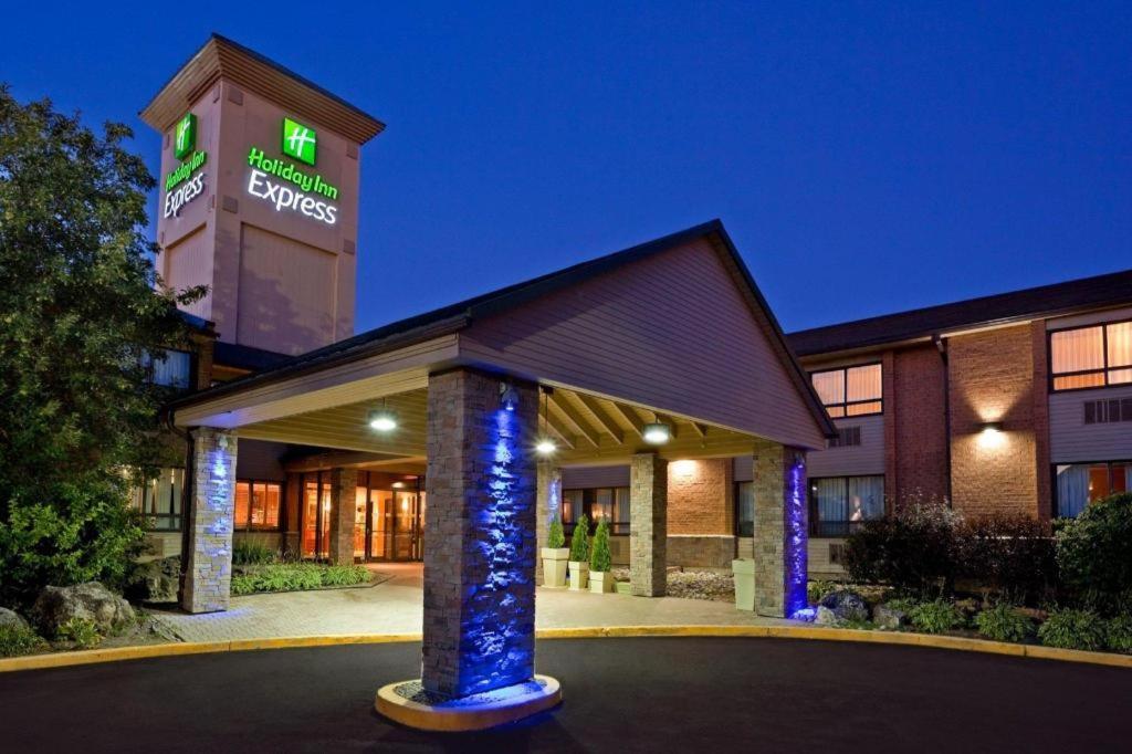 Holiday Inn Express Toronto East - Scarborough By Ihg Extérieur photo