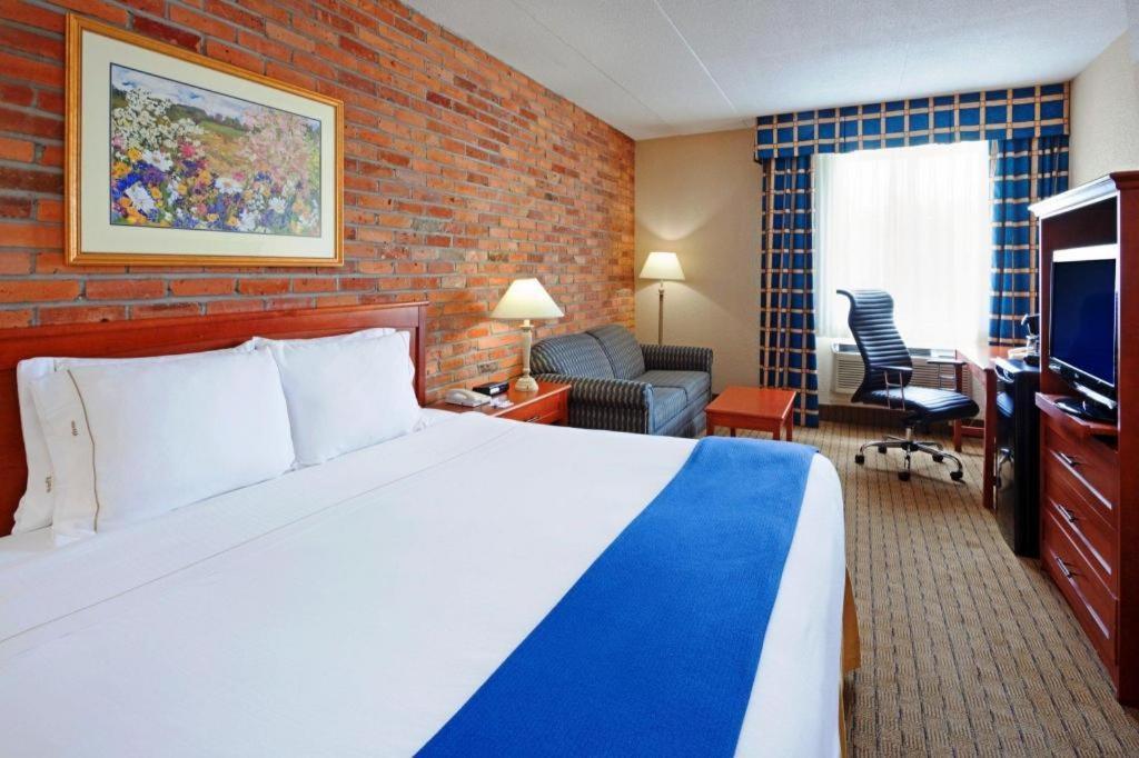 Holiday Inn Express Toronto East - Scarborough By Ihg Extérieur photo