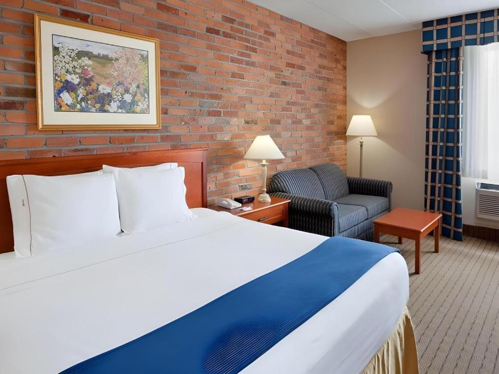 Holiday Inn Express Toronto East - Scarborough By Ihg Extérieur photo