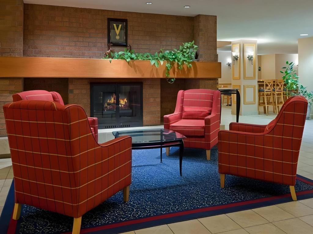 Holiday Inn Express Toronto East - Scarborough By Ihg Extérieur photo